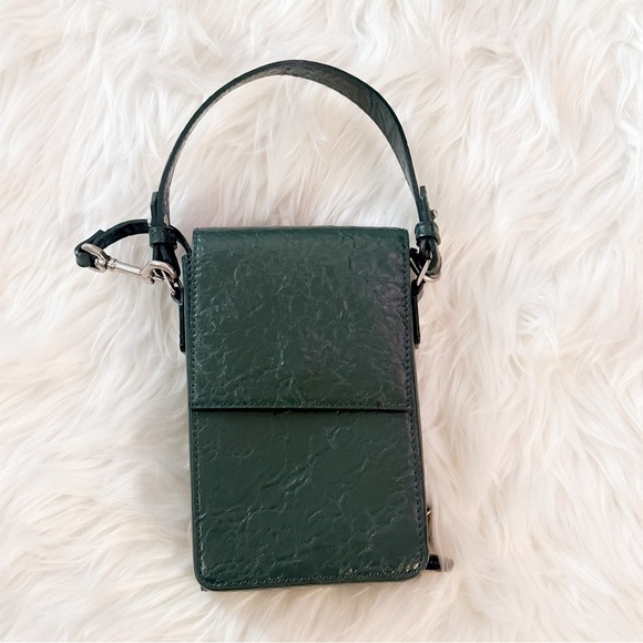 Rare Find Charles & Keith Wrinkled Effect Green Wallet Crossbody Bag - Picture 10 of 10
